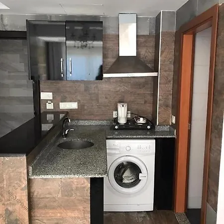 Remarkable 2-Bed Apartment Lejlighed