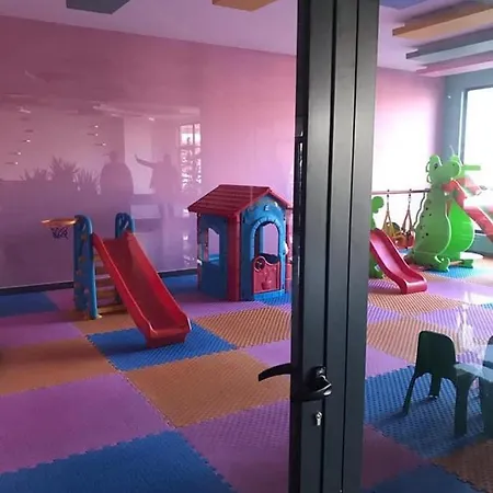 Remarkable 2-Bed Apartment * Alanya