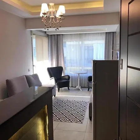 Remarkable 2-Bed Apartment